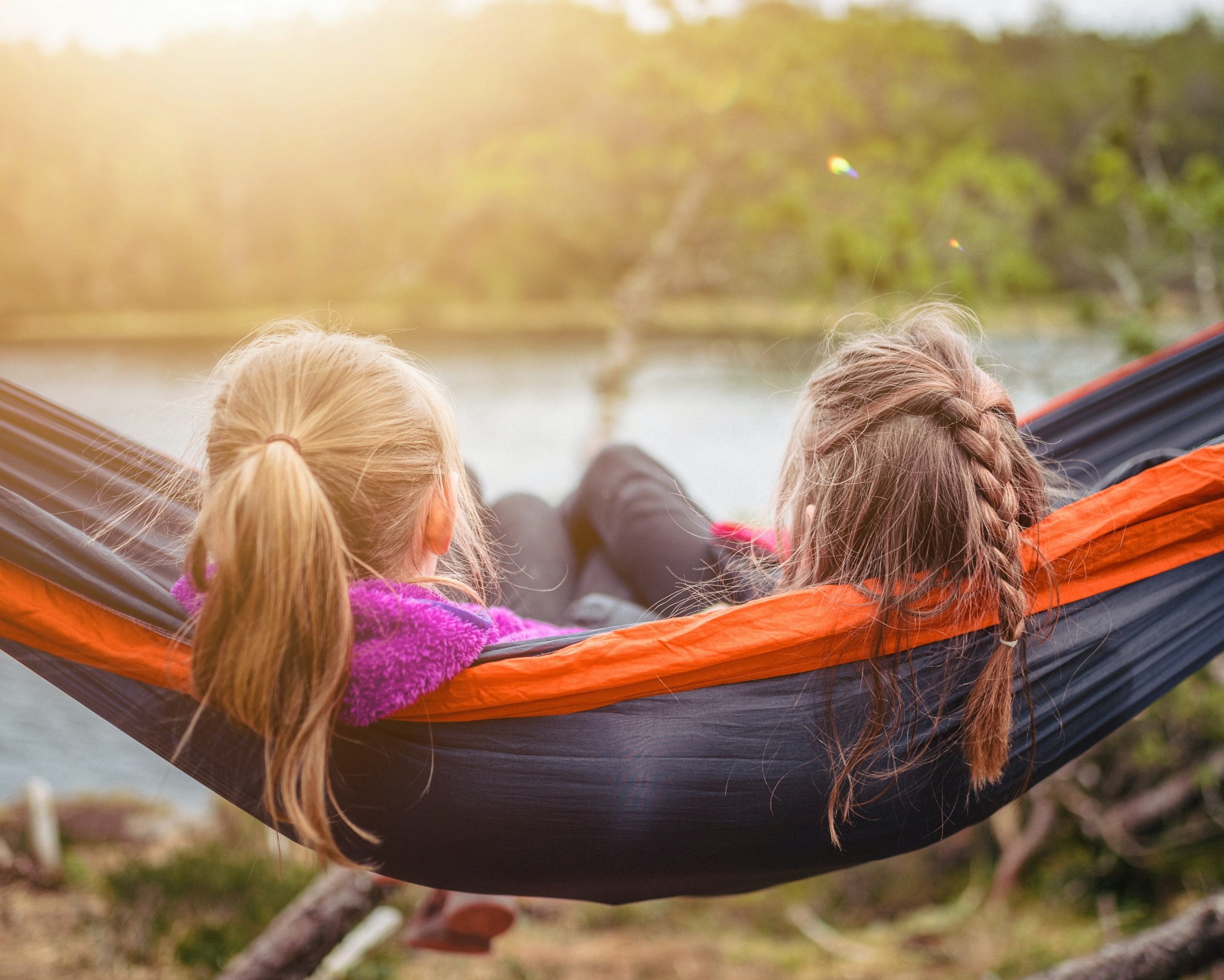 Cinq ressources sur le travail des enfants, expliquées simplement